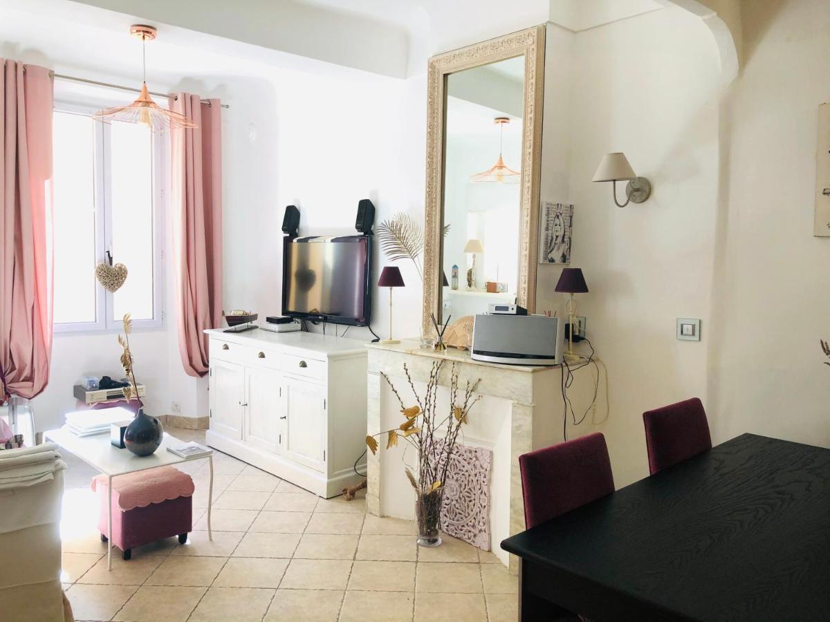 Appartement De Charme Au Coeur De سان تروبيه المظهر الخارجي الصورة