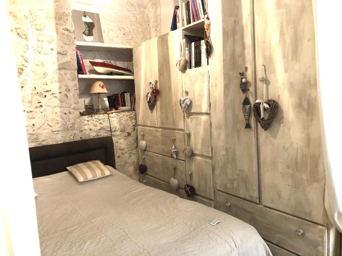 Appartement De Charme Au Coeur De سان تروبيه المظهر الخارجي الصورة