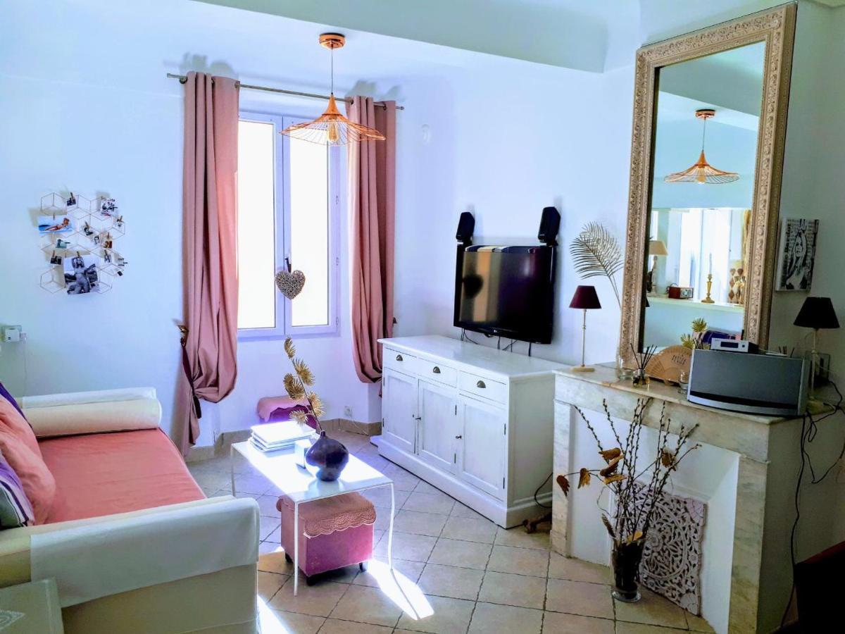 Appartement De Charme Au Coeur De سان تروبيه المظهر الخارجي الصورة