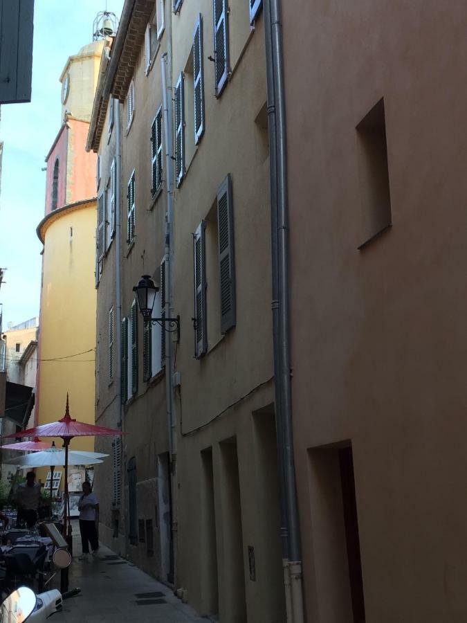 Appartement De Charme Au Coeur De سان تروبيه المظهر الخارجي الصورة